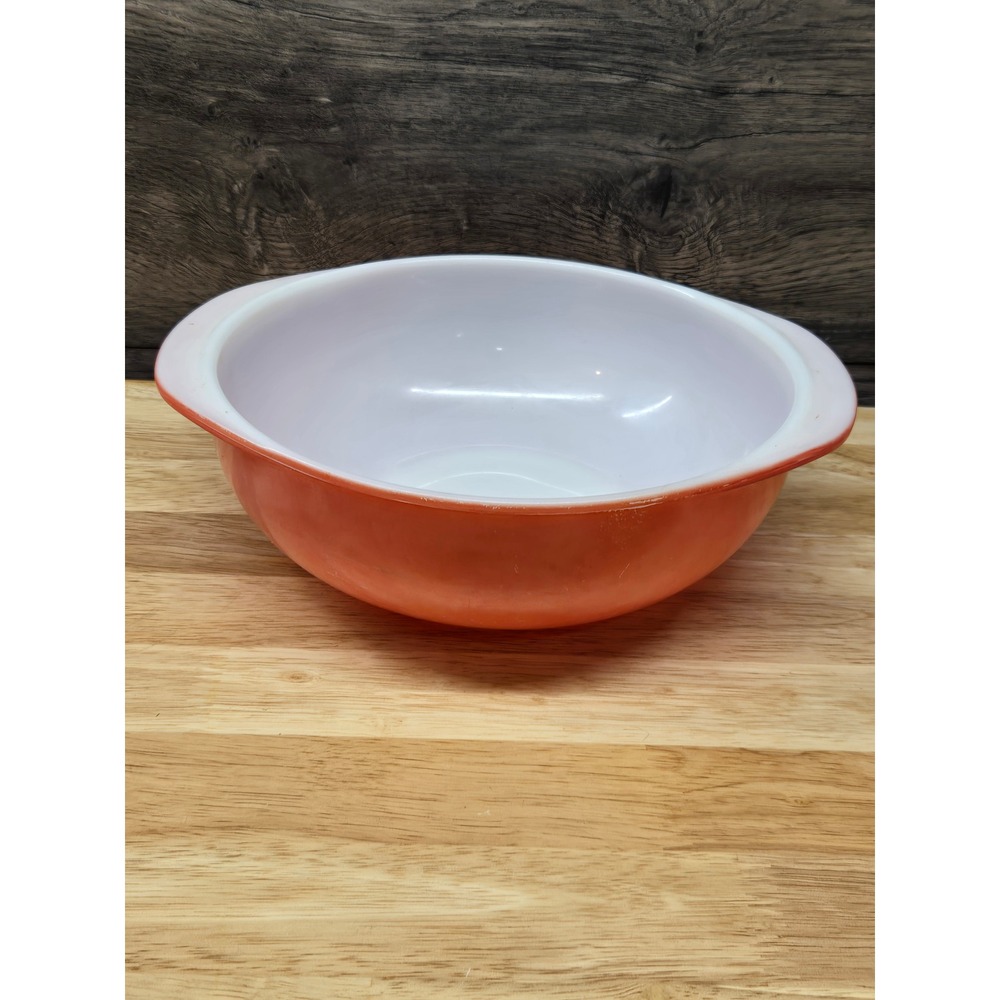 Vintage Pyrex 024 2 Quart Round Casserole Dish Coral Pink Orange Milk Glass USA